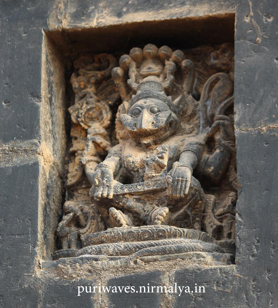 Lord Nrusingh on the Pillar of Dolamandap